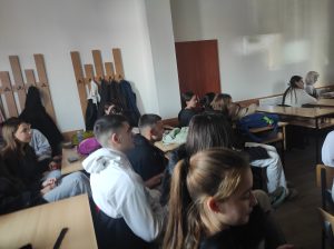 Read more about the article Edukativna radionica „Eko ili eko-laž?“ u Srednjoj medicinskoj školi „Dositej Obradović“ u Novom Sadu